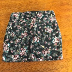 Floral Mini Skirt (pick 3 for $24 bundle)